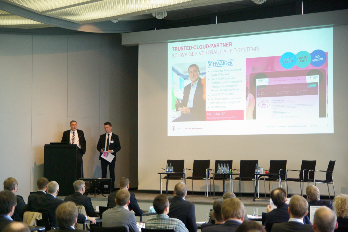 Mike Tänzler, Geschäftsführer der Schwaiger GmbH und Daniel Fussy, T-Systems International GmbH auf dem Trusted Cloud Forum