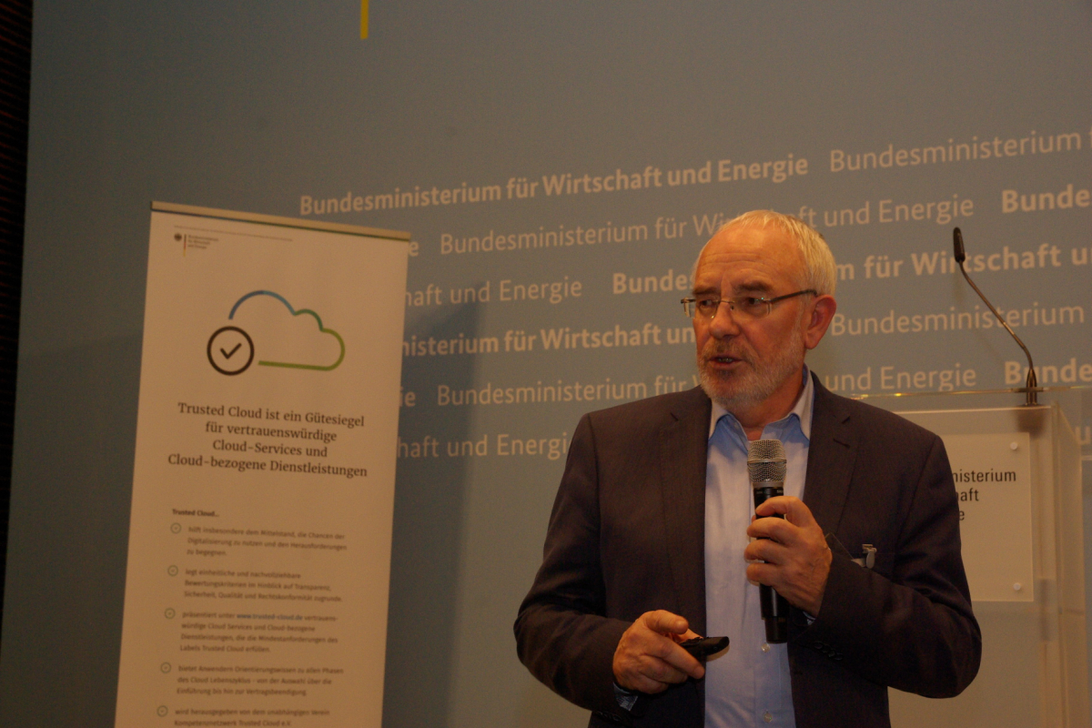 Professor Dr. Alexander Rossnagel, Universität Kassel auf der Trusted Cloud Lounge am 17.01.2018